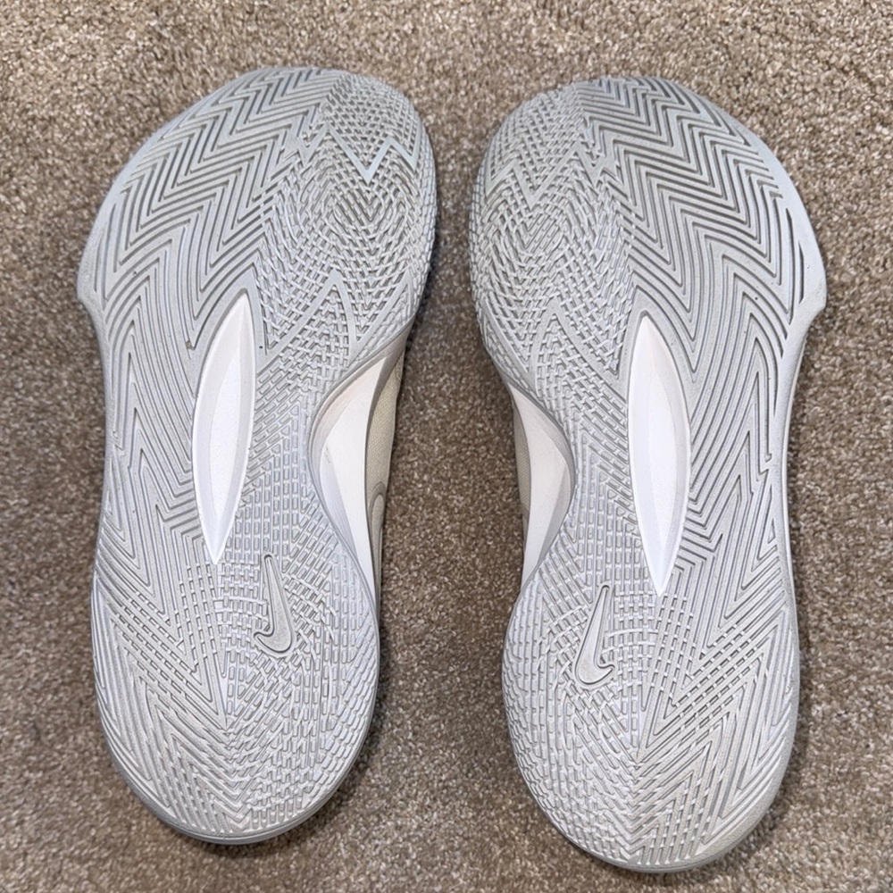 Nike Precision 6 - Picture 3 of 3